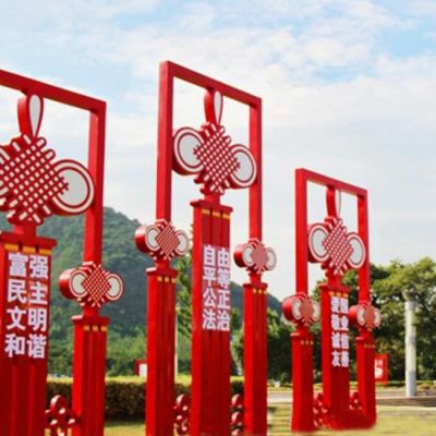 不銹鋼抽象中國結雕塑有什么寓意？