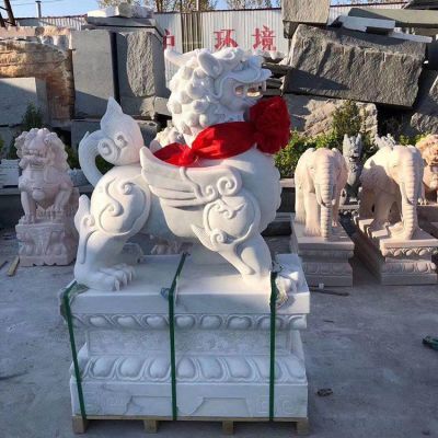 漢白玉石雕貔貅，門店看門神獸