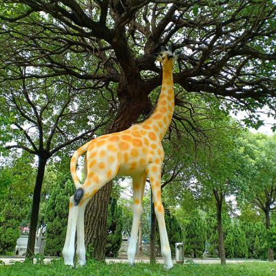玻璃鋼仿真長頸鹿，公園園林草坪動物景觀
