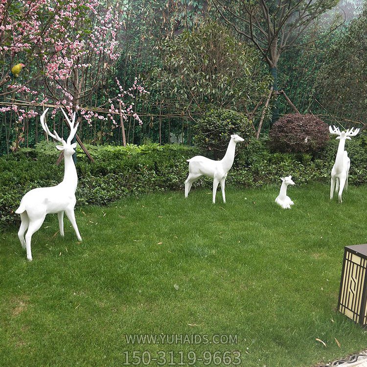 玻璃鋼白色鹿雕塑，小區園林草坪動物擺件