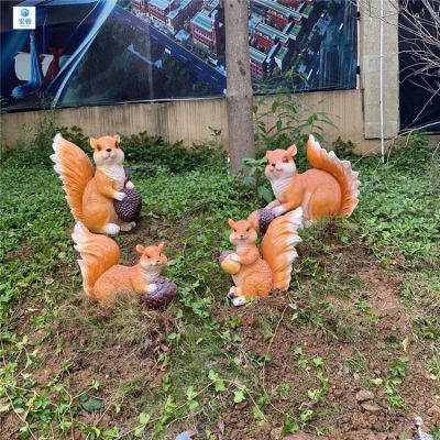 玻璃鋼小松鼠，園林小動物擺件